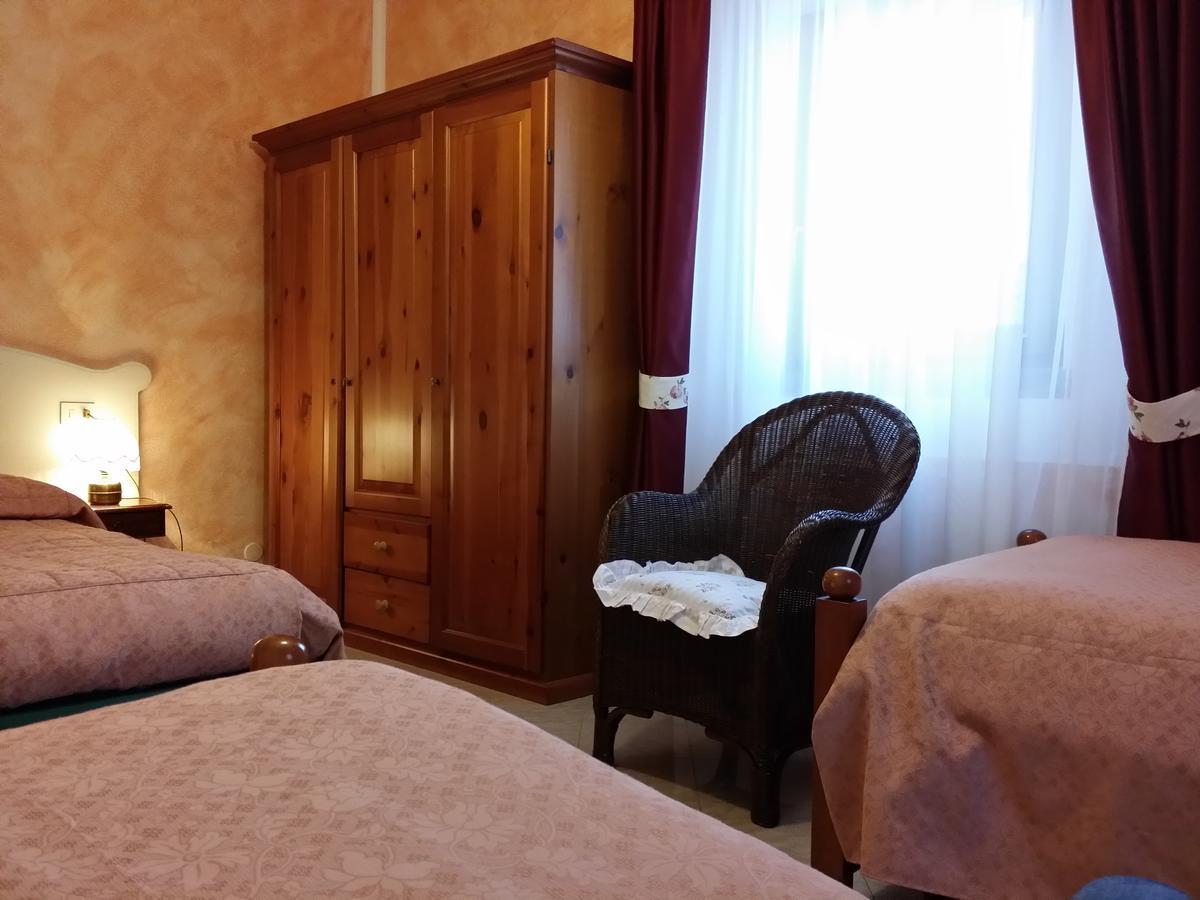 Albergo Diana Cerreto Laghi Habitación foto